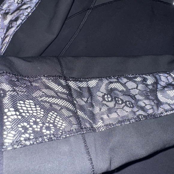 Lululemon Jacket - Picture 4 of 4